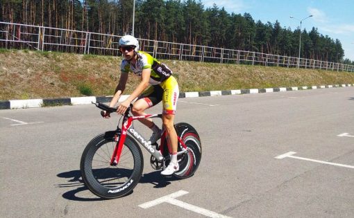 Александр Березняк стал победителем I этапа многодневной гонки по велоспорту