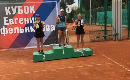 Саратовские теннисисты заняли первое и третье места на всероссийских турнирах