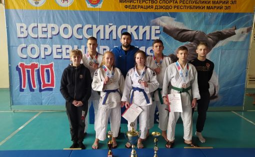 Саратовские дзюдоисты выиграли 5 медалей на Республиканском турнире
