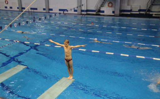 «Спорт – норма жизни»: В Балакове тренировки по прыжкам в воду проходят на новом оборудовании 