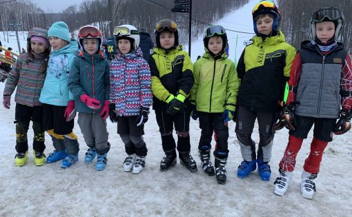 Саратовские спортсмены приняли участие в детских лично-командных соревнованиях по горнолыжному спорту 