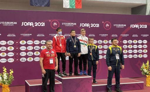 Егор Ющенко завоевал золото Первенства Европы по спортивной борьбе