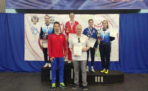 В Саратове стартовали финальные соревнования по фехтованию в рамках V летней Спартакиады молодёжи (юниорская) России 2021