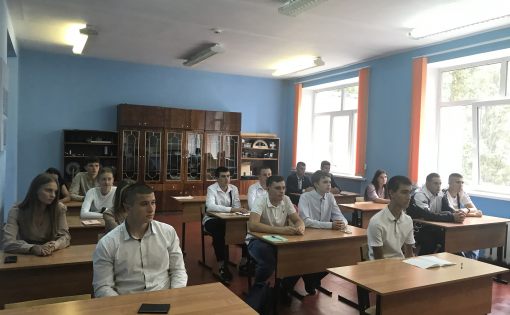 В Саратовском областном училище олимпийского резерва прошло торжественное мероприятие, посвященное «Дню знаний»