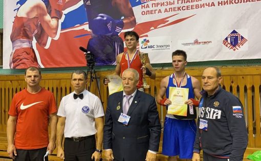 Мастера кожаной перчатки завоевали путевки в финал Первенства России по боксу