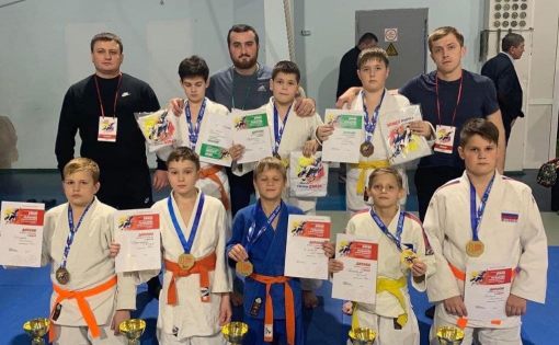 Юные саратовские дзюдоисты успешно выступили на турнире в Чебоксарах