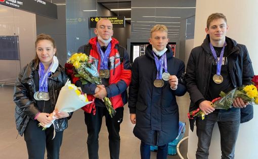 В Саратов вернулись чемпионы мира по плаванию (спорт глухих)