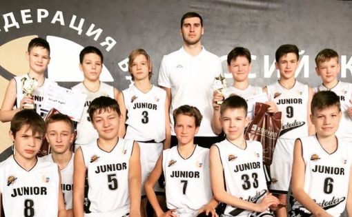 Воспитанники спортивной школы по баскетболу заняли вторые места на соревнованиях в Волгограде и Волжском