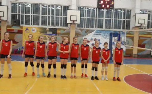 Саратовские спортсменки приняли участие в открытом Первенстве Волгограда по волейболу среди девушек 
