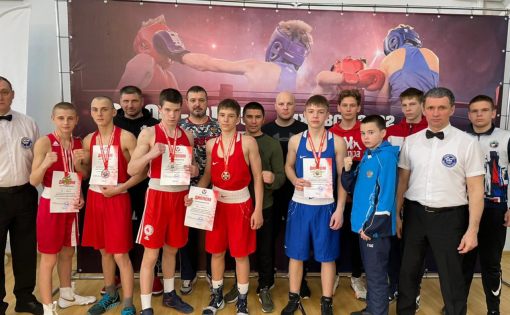 Юные саратовские боксеры завоевали 7 медалей на Первенстве ПФО