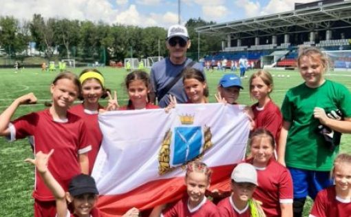 Саратовская команда девочек одержала сокрушительную победу в первом матче соревнований «Кожаный мяч» в Ессентуках 