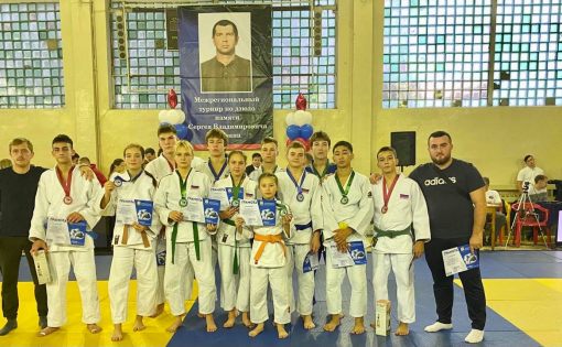 Саратовские дзюдоисты успешно выступили на соревнованиях в Ельце и Видном