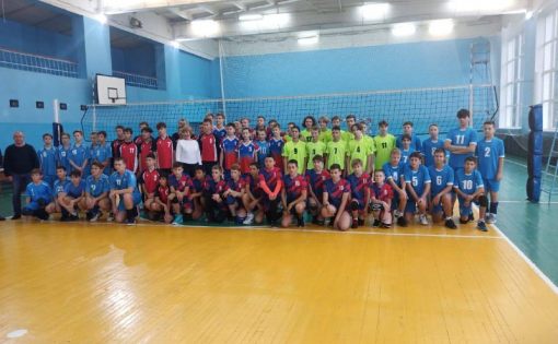 Саратовские спортсмены приняли участие в Первенстве области по волейболу