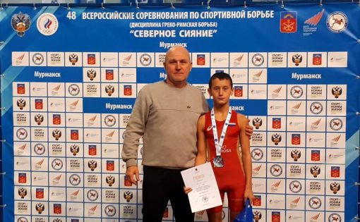 Аскар Капанов завоевал золото на Всероссийских соревнованиях «Северное сияние» по греко-римской борьбе