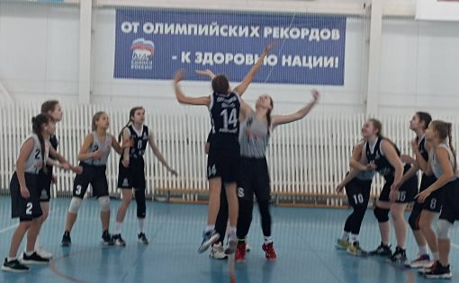 В Аткарске прошли игры Чемпионата Школьной баскетбольной лиги  «КЭС-БАСКЕТ»