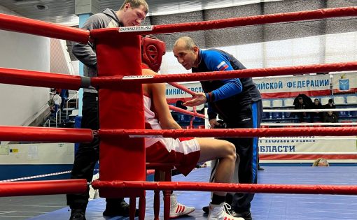 На базе СК «Кристалл» проходит Чемпионат и Первенство Саратовской области по боксу среди юниоров и юниорок 17-18 лет