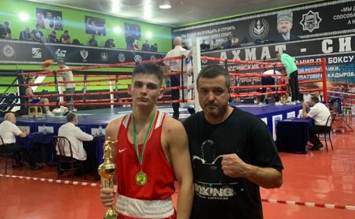 Саратовские боксёры успешно выступают на Всероссийских соревнованиях
