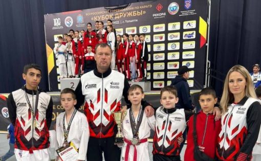 Юные саратовские каратисты успешно выступили на Всероссийских соревнованиях в Тольятти