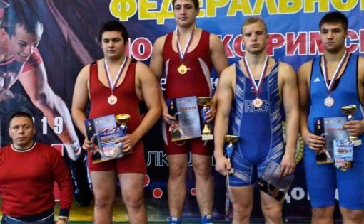 Саратовец завоевал серебряную медаль на Первенстве ПФО по греко-римской борьбе