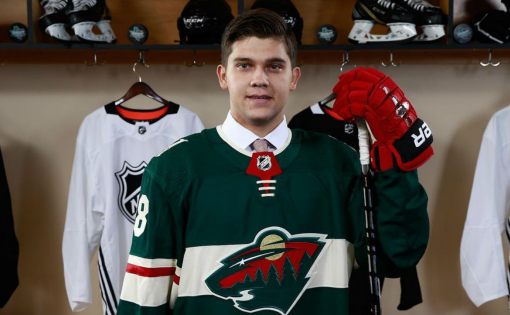 Александр Хованов подписал контракт с клубом НХЛ