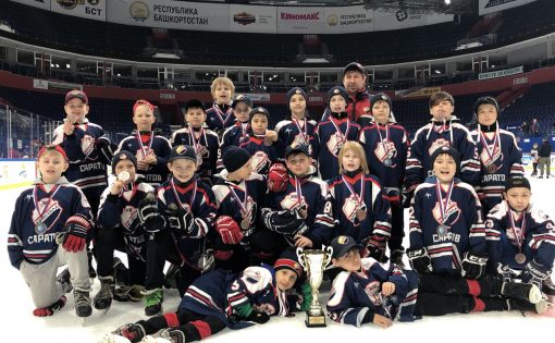 Саратовские хоккеисты завоевали «бронзу» на международном турнире