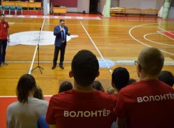 Роман Грибов встретился с волонтерами  I Всероссийских игр «Умный город. Живи спортом»