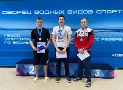 В Саратовском ДВВС завершились соревнования Чемпионата и Первенства Саратовской области по плаванию