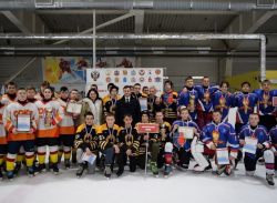 Победители турнира «Золотая шайба» получат современные хоккейные площадки