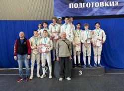  Саратовские шпажисты завоевали 3 медали в последний день Всероссийских соревнований «Траектория»